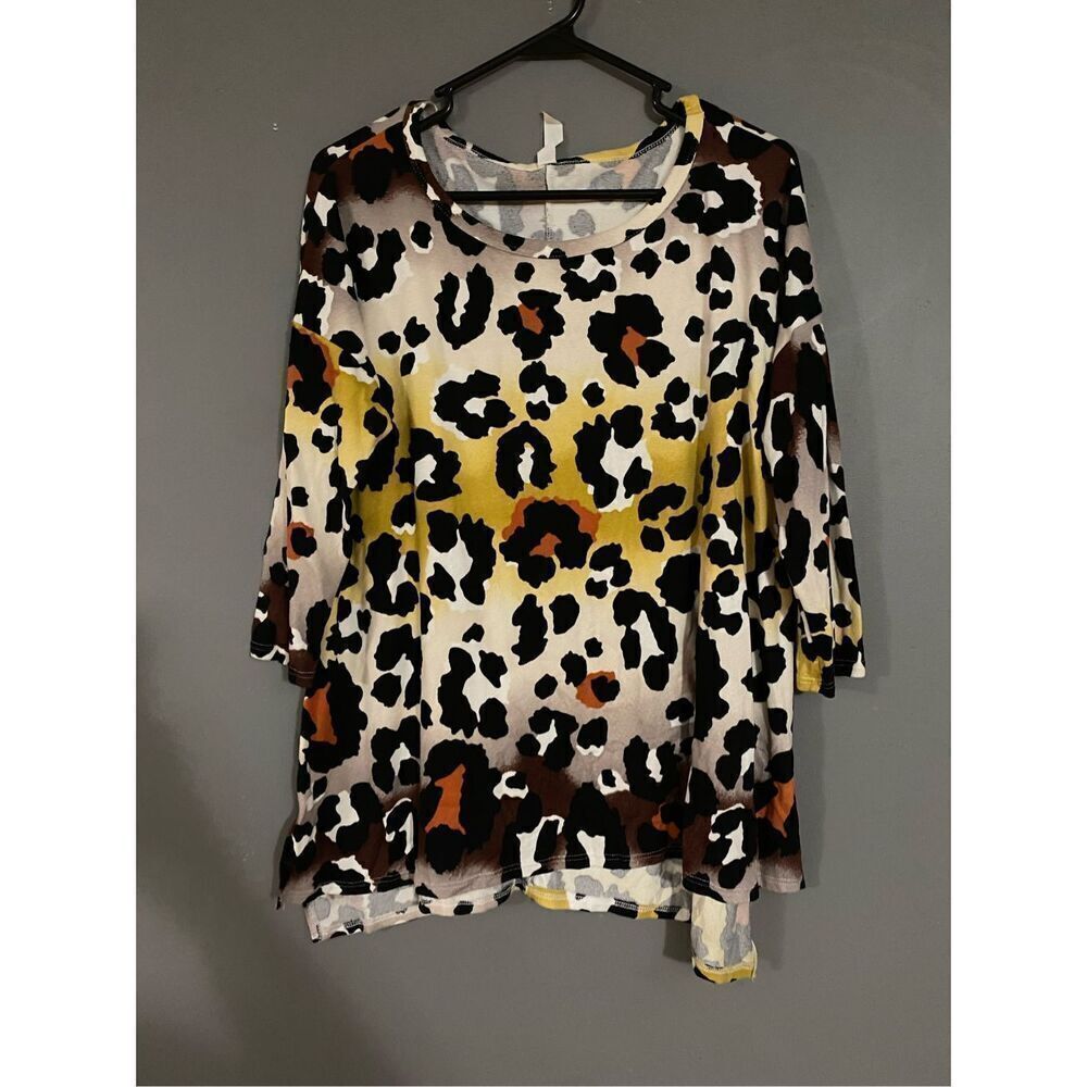 Honeyme Leopard Print Autumn Long Sleeve Tunic Top  Size Small NWOT